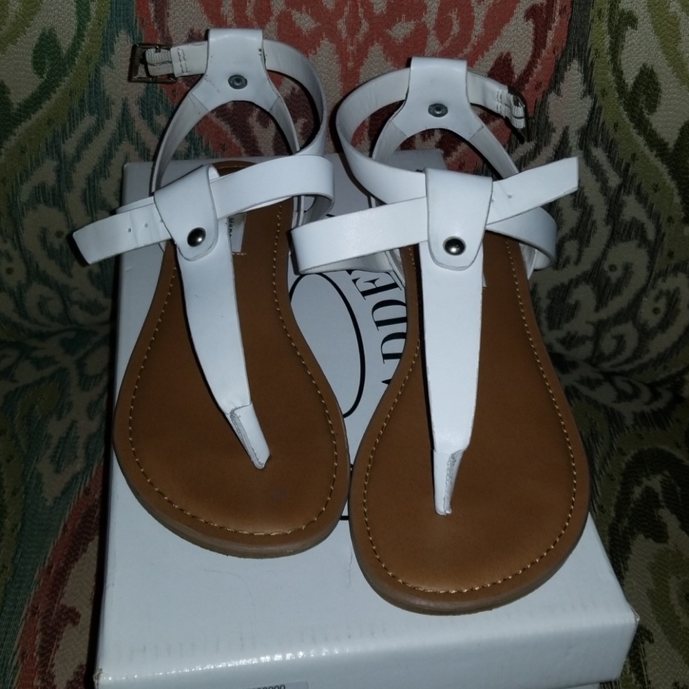 Sandels